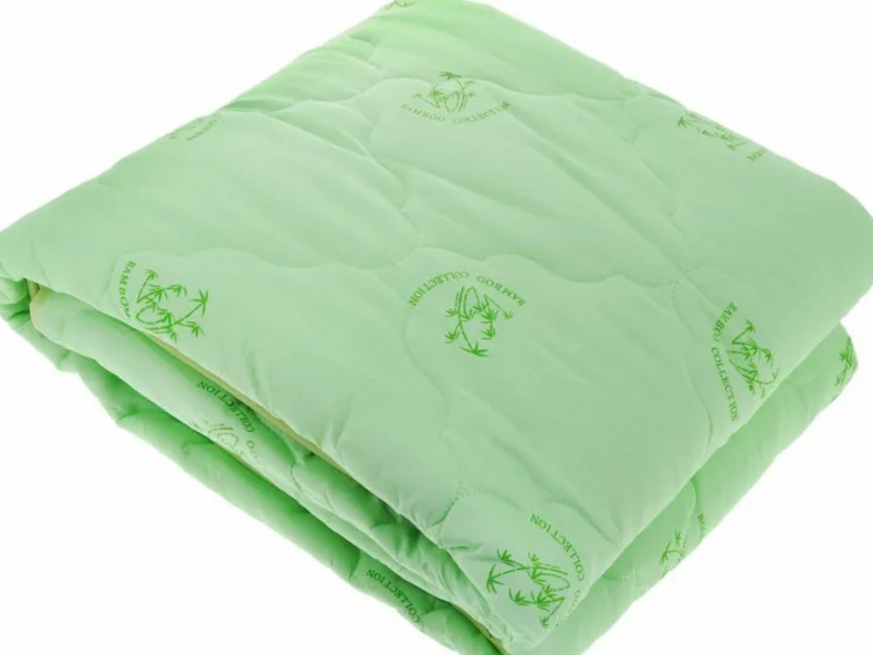 Всесезонное одеяло, наполнитель - бамбуковое волокно, плотность 200 гр/м2.